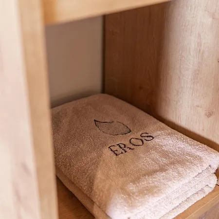 Eros Luxury Apartamento