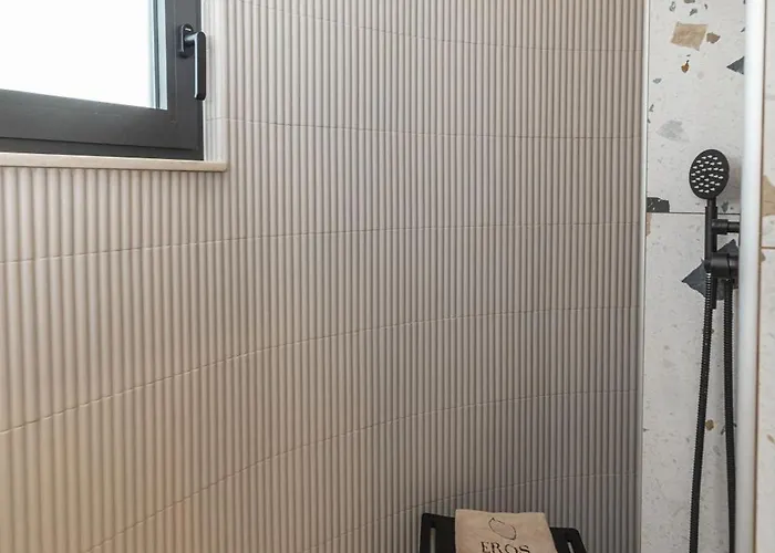 Eros Luxury * Retimno