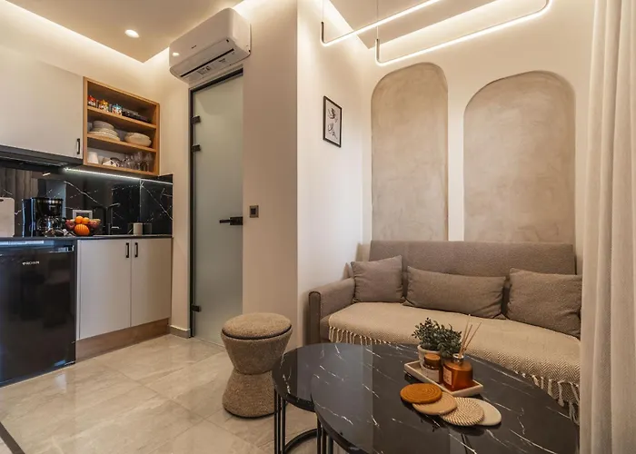 Eros Luxury Apartment *